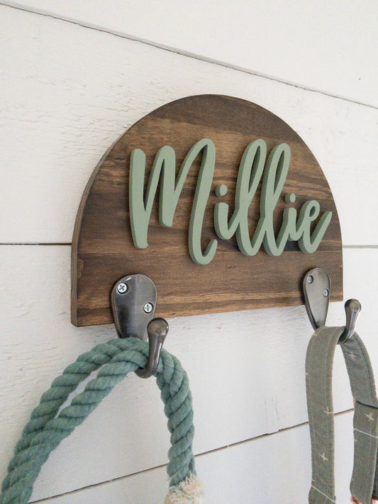 Arch Dog Leash Holder